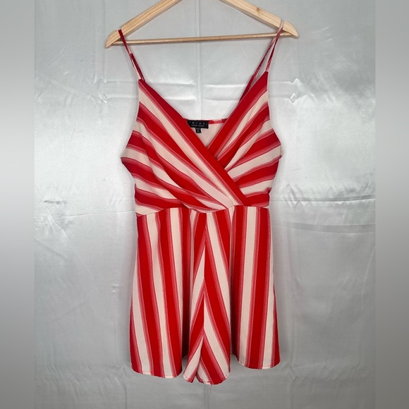 Red and White Womens Adjustable Strap Lined Romper Size XL - Picture 1 of 10